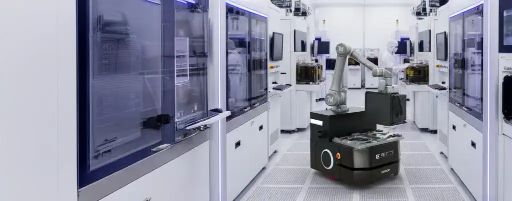 mobERT führt autonomes FOUP-Handling durch
