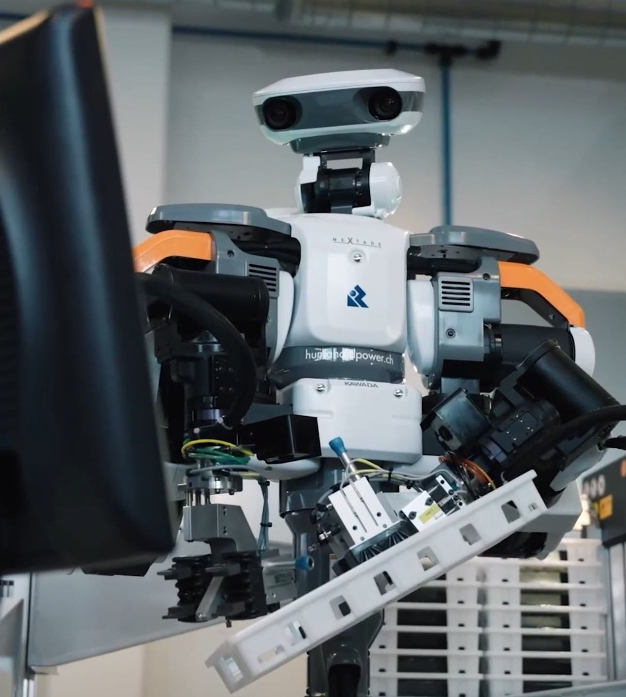 Humanoider Roboter in Uhrenindustrie
